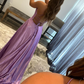 A-Linie, tiefer V-Ausschnitt, langes lila Ballkleid mit Perlenbesatz, nv682