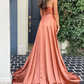 Robe de bal longue à bretelles spaghetti et fente sur le devant de couleur blush nv674