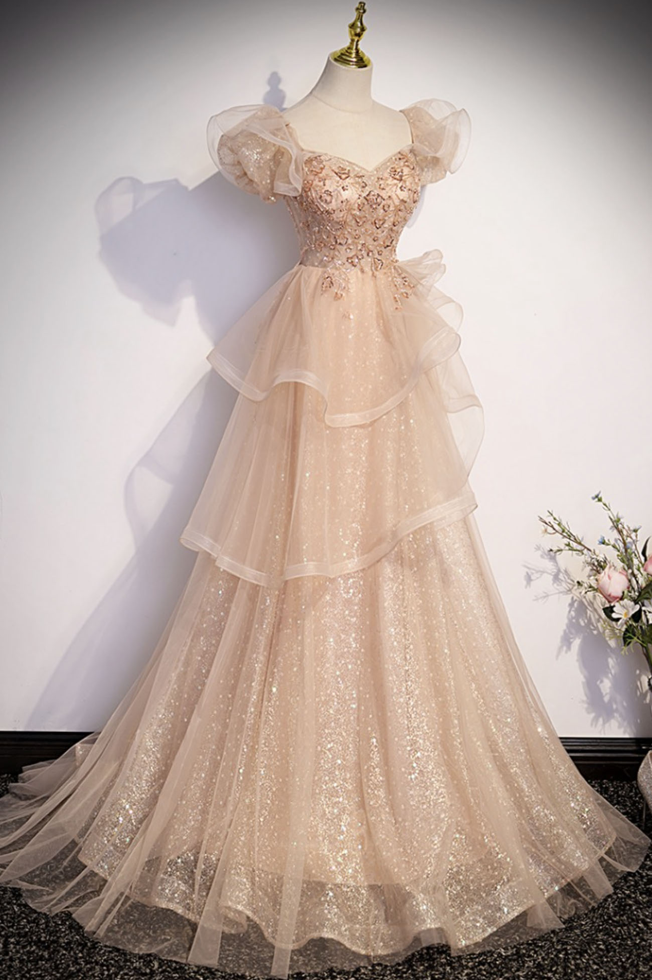 ROBE DE BAL LONGUE EN TULLE AVEC PERLES nv602