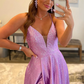 A-Linie, tiefer V-Ausschnitt, langes lila Ballkleid mit Perlenbesatz, nv682