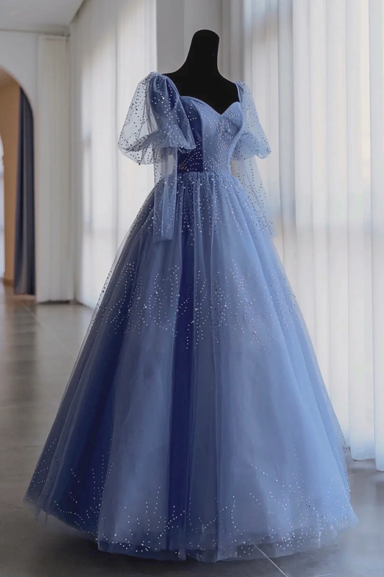 Robe de soirée longue en tulle bleu avec perles, robe trapèze nv875