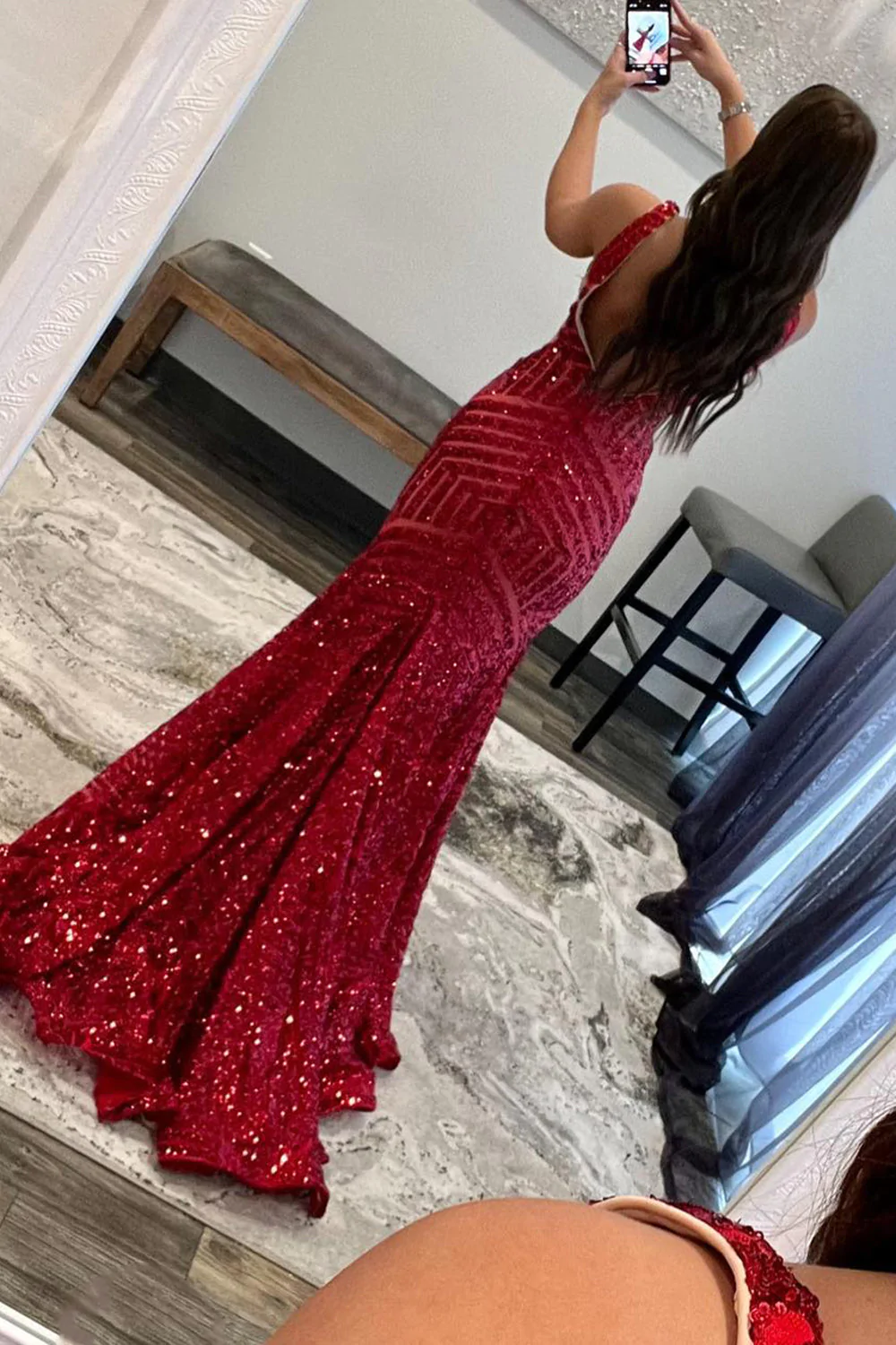 Hellviolettes Meerjungfrau-Ballkleid mit tiefem V-Ausschnitt und Pailletten nv637