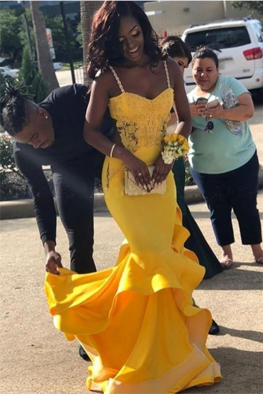 Robe de soirée sirène sexy à bretelles spaghetti et volants | Robe de soirée dos nu sans manches avec appliques nv944