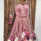 Rosa, kurzes Ballkleid mit V-Ausschnitt und 3D-Applikation, rosa, Homecoming-Kleid, NV524