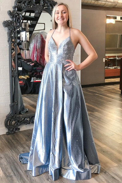 Langes Abendkleid aus Satin in A-Linie mit Perlenbesatz in Silber nv274