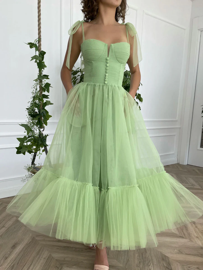 Schlichtes grünes Ballkleid in Teelänge, grünes Abendkleid nv529