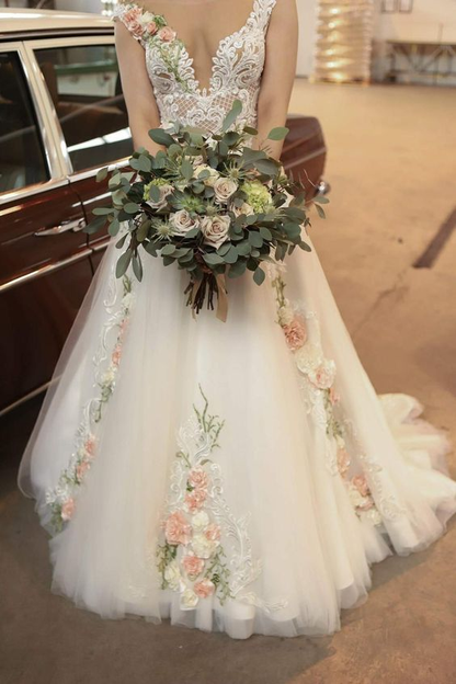 Prinzessin Ballkleid V-Ausschnitt Tüll Weiß Brautkleider Schickes Ballkleid nv532