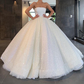 Glitzerndes trägerloses Ballkleid Brautkleider Glitzerndes Brautkleid nv387