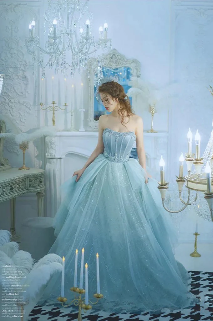 Robe de bal en tulle bleu clair sans bretelles avec volants, robe de soirée nv215