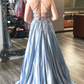 Langes Abendkleid aus Satin in A-Linie mit Perlenbesatz in Silber nv274