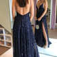 Glitzerndes Ballkleid mit Spaghettiträgern, Seitenschlitz, offenem Rücken, langem Ballkleid nv291