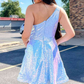 Süßes kurzes A-Linien-Homecoming-Kleid mit One-Shoulder-Träger und Pailletten nv235