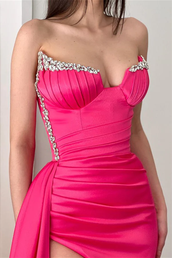 Wunderschönes ärmelloses Ballkleid mit Pailletten in A-Linie und Schlitz vorn nv368