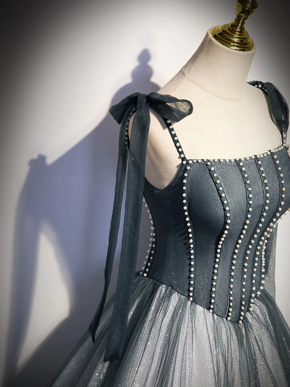 A-Linie, langes graues Ballkleid, formelles graues Tüll-Abschlusskleid mit Perlenbesatz nv895