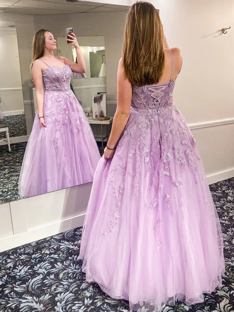 Robe de soirée longue en tulle et dentelle avec appliques en cœur violet clair nv1045
