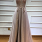 Glamouröses Ballkleid aus Tüll mit V-Ausschnitt, Spaghettiträgern und Perlenverzierung, langes Abendkleid NV155